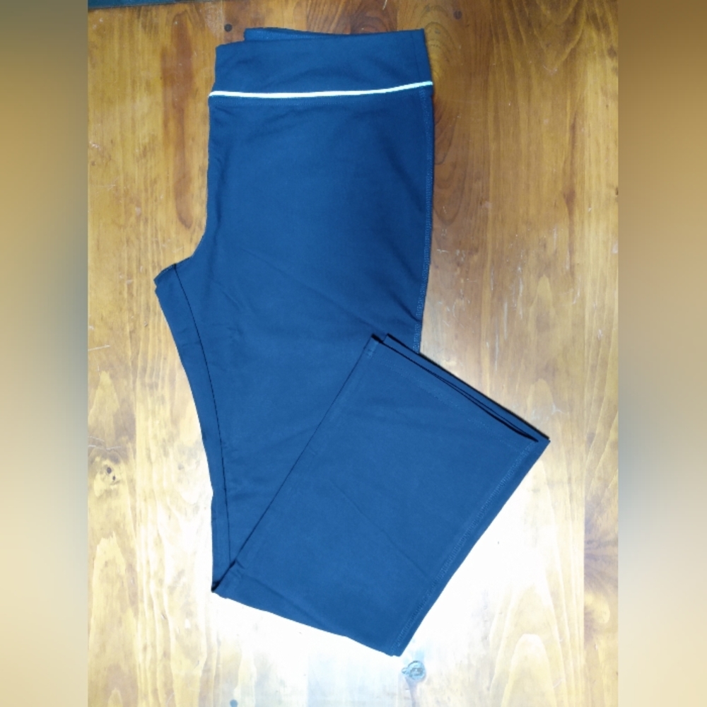 NWOT Denim & Co Yoga Pant L